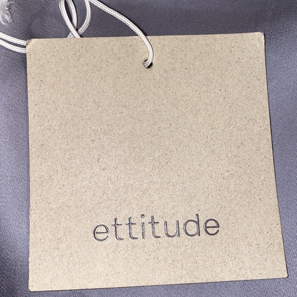 Ettitude Gray Sateen Sustainable Lyocell Bamboo Pajama Top size Small NWT - Picture 9 of 10